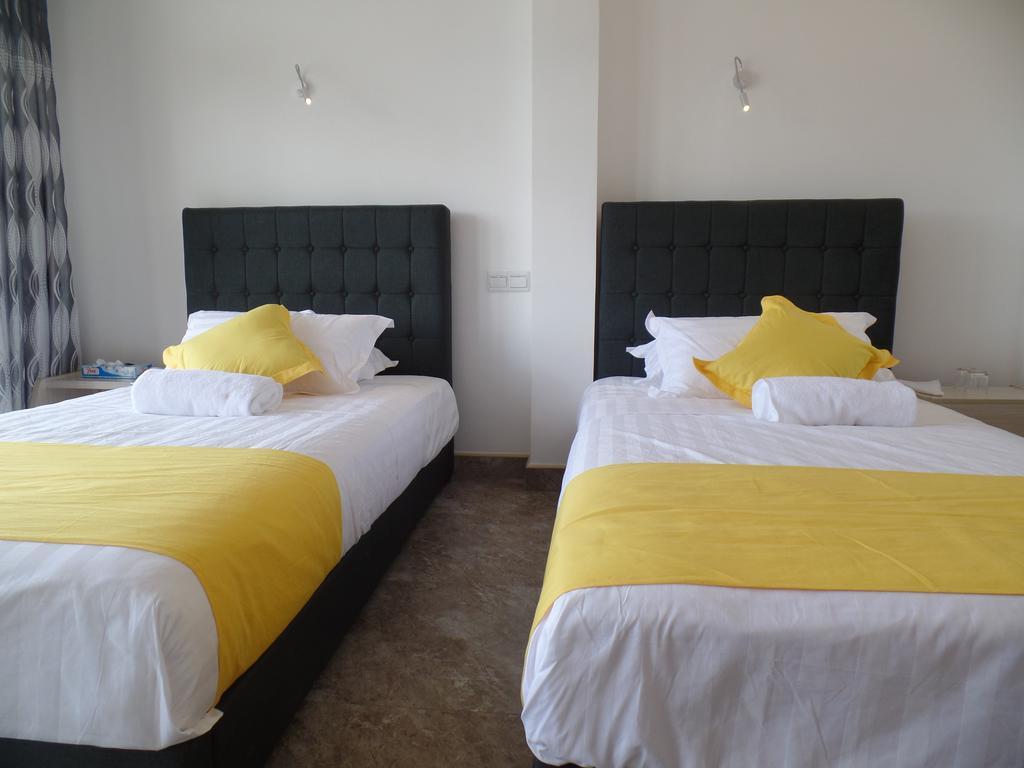 Kandyan Bluestar Villa Номер фото