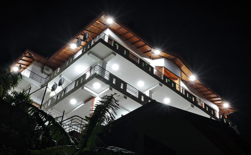 Kandyan Bluestar Villa Экстерьер фото